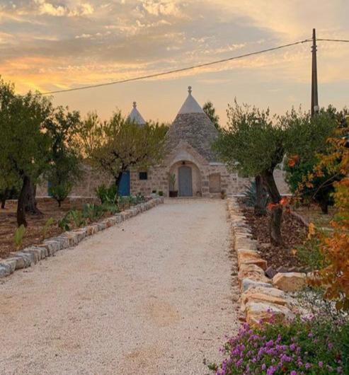 Trulli Alla Controra 콘베르사노 외부 사진